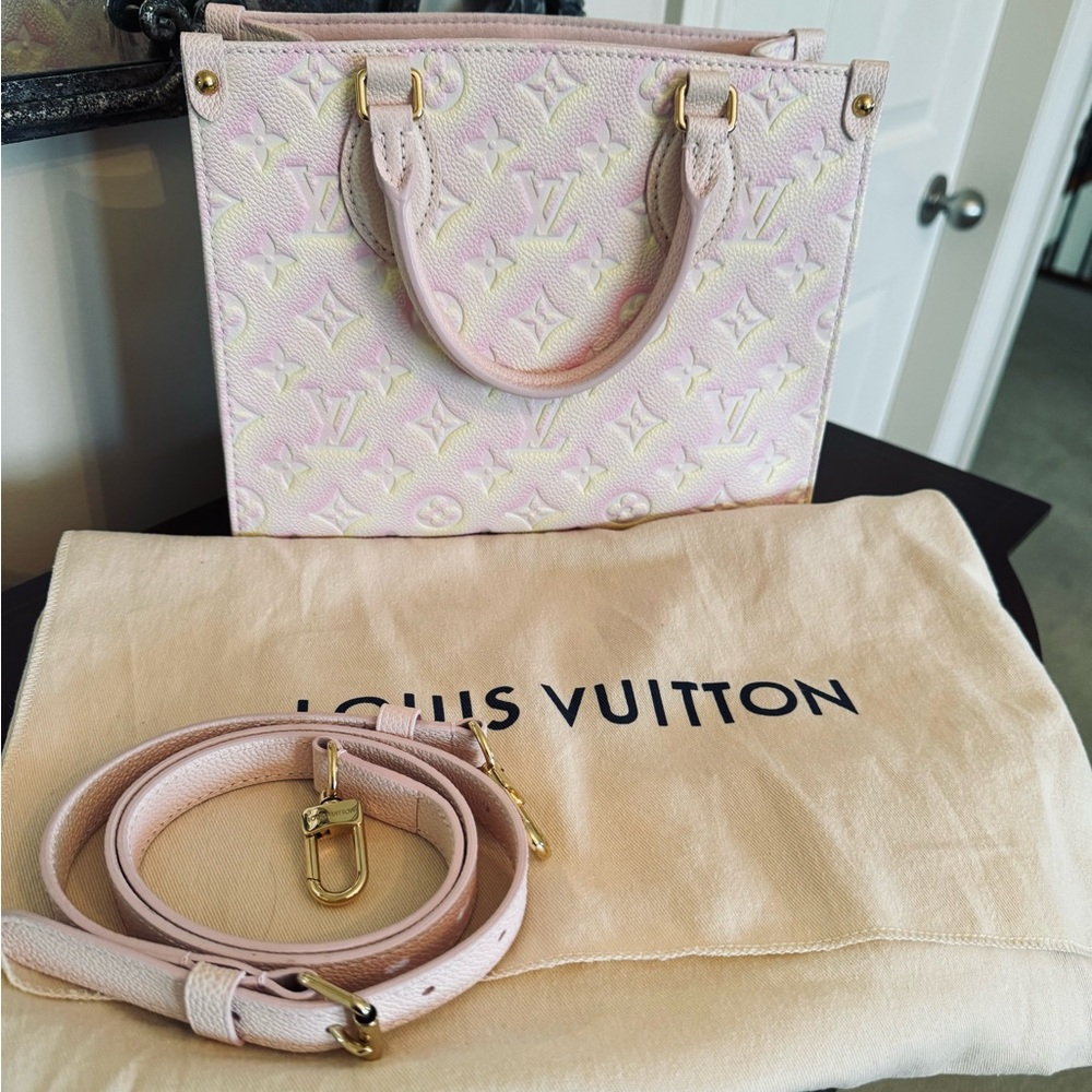 Louis Vuitton On The Go PM Summer Rose - Picture 11 of 12